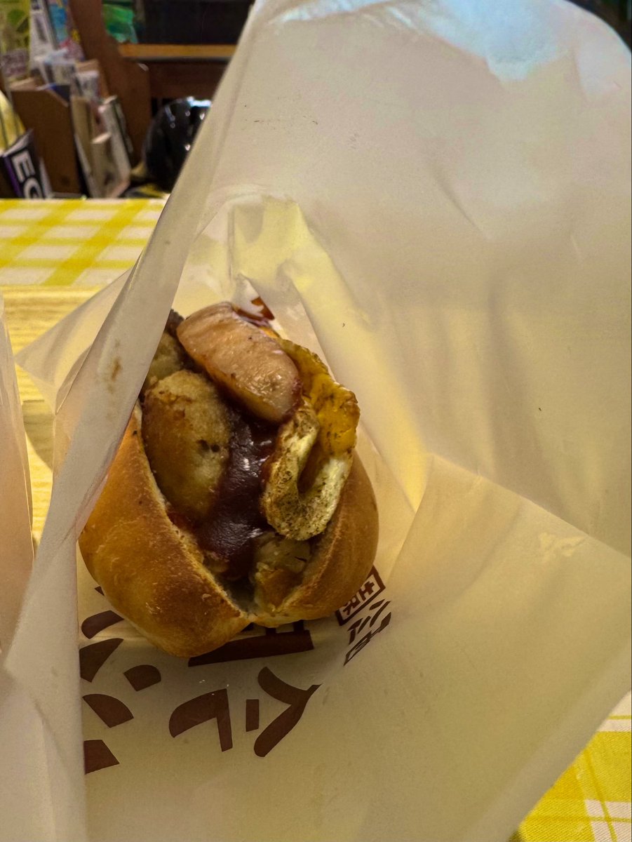 nabedon_306's tweet photo. 今屋のハンバーガー兵庫さんに
行きました🌭
ミックスエッグいただきました🌭

とっても美味しかったよ👍

法華口駅の店舗は昨日で
閉められました😭
またどこかで🌭

#今屋のハンバーガー
#今屋のハンバーガー兵庫 https://t.co/LYFtoZm4i0