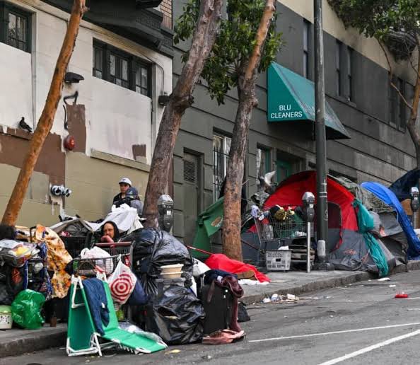 WANGHAF's tweet photo. @GavinNewsom Clean the streets up first bitch ass nigga https://t.co/BnI2wcufgd