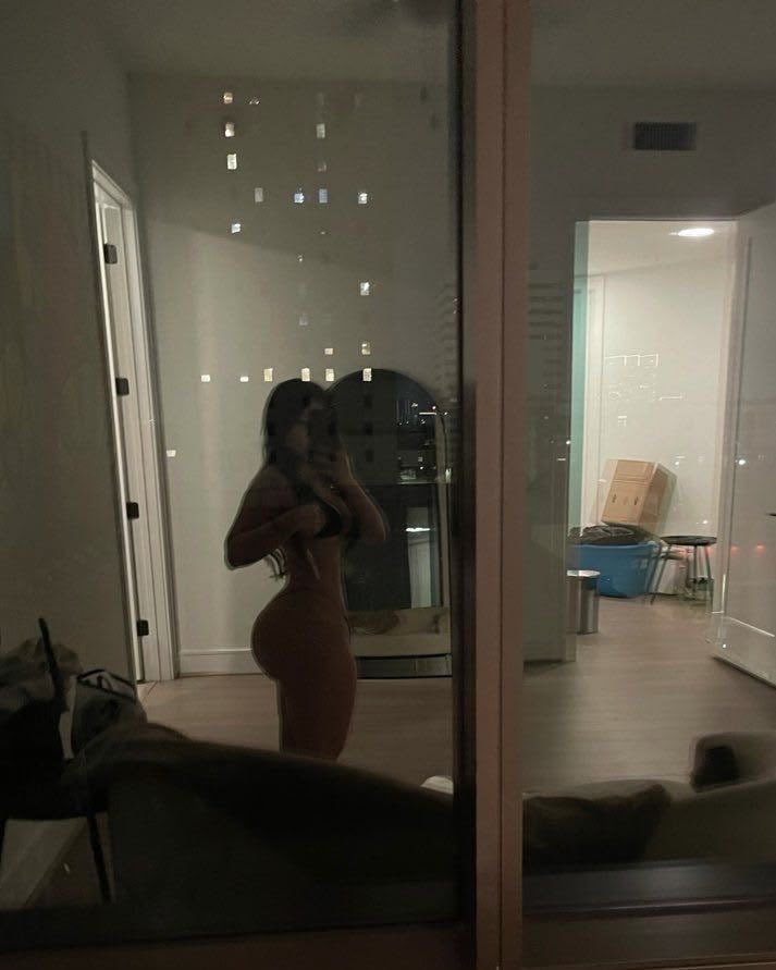 MarthaAguixn1g's tweet photo. Quien para dormir conmigo 🙈🔥🔥 https://t.co/tfkZma0VjW