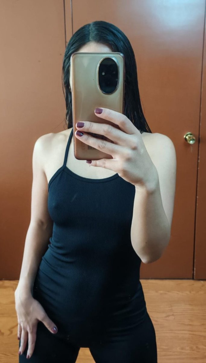 sex32020's tweet photo. Quien para hablar 🥰🔥 
No puedo mandar dm así que escríbanme https://t.co/YdPacVIXCx
