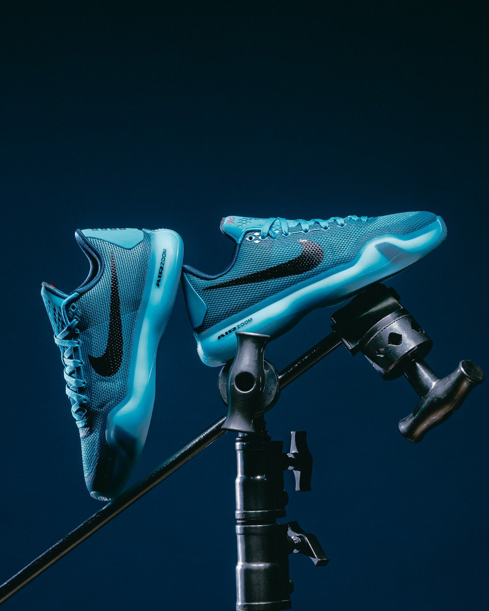 insanesneaker's tweet photo. Nike Kobe X ‘5AM Flight’ Releases Next Week ✈️ https://t.co/T4lV2qCJWu