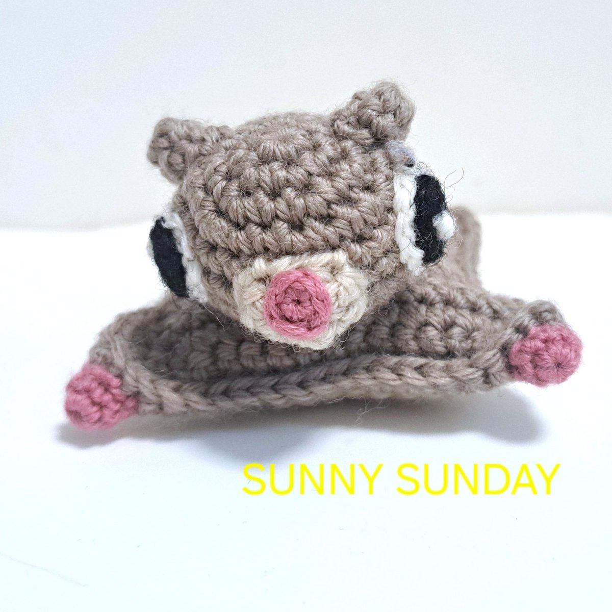 ami_SunnySunday's tweet photo. モモンガを編みました
いつも使う毛糸より少し太めなので、若干大きめになってます
#あみぐるみの日
#あみぐるみ
#amigurumi 

「あみぐるみ向上委員会」
デザフェス62
11月15日(土)、16日(日)
10時～18時
東京ビックサイト西館&amp;南館
ブース番号 N-320 (西館４階)

#デザフェス62
#デザインフェスタ https://t.co/KQyZMEzHcA