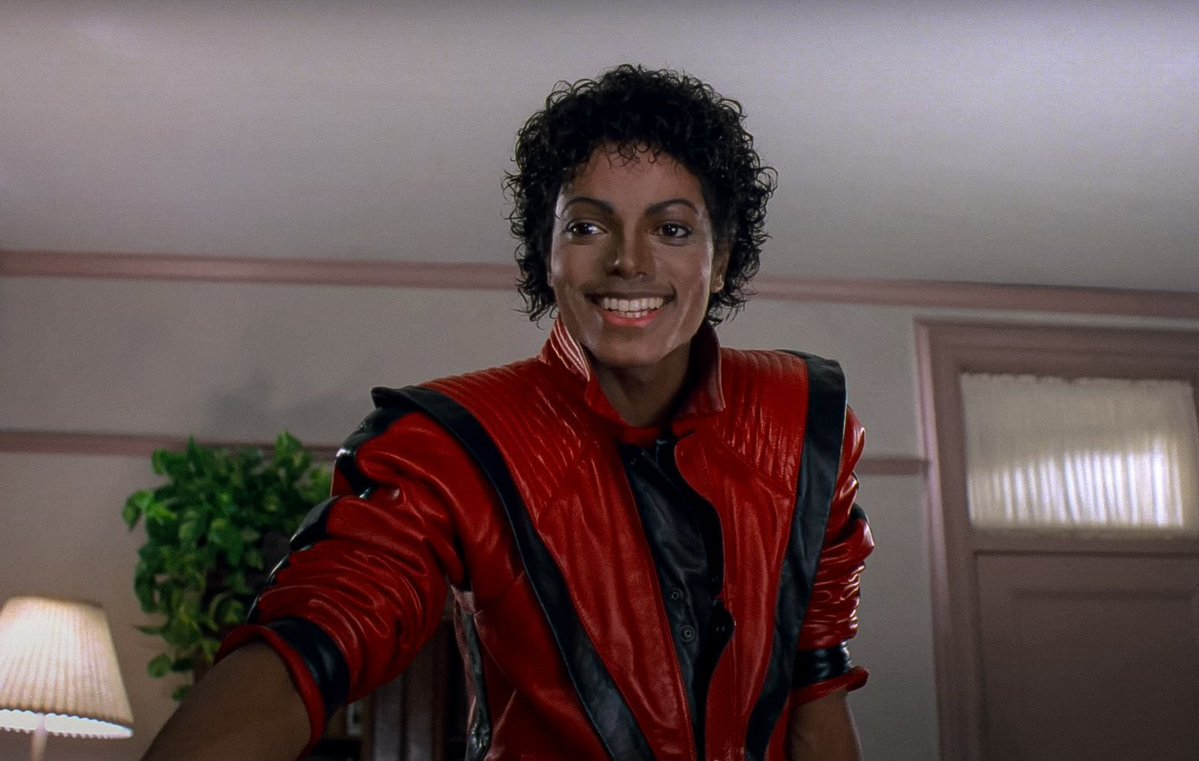 mjjsjpg's tweet photo. It's Michael Jackson's month again 🎃🧡🧟‍♂️👻 https://t.co/lgoXTzPFuz