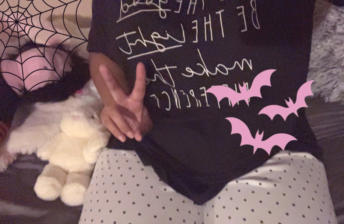 unic0rnbunni's tweet photo. it’s 12:00 pm!!! officially the start of spooky month 🎃🍬👻 #nsfwtwt #moothunt〃・ https://t.co/L2TeP9XgZX