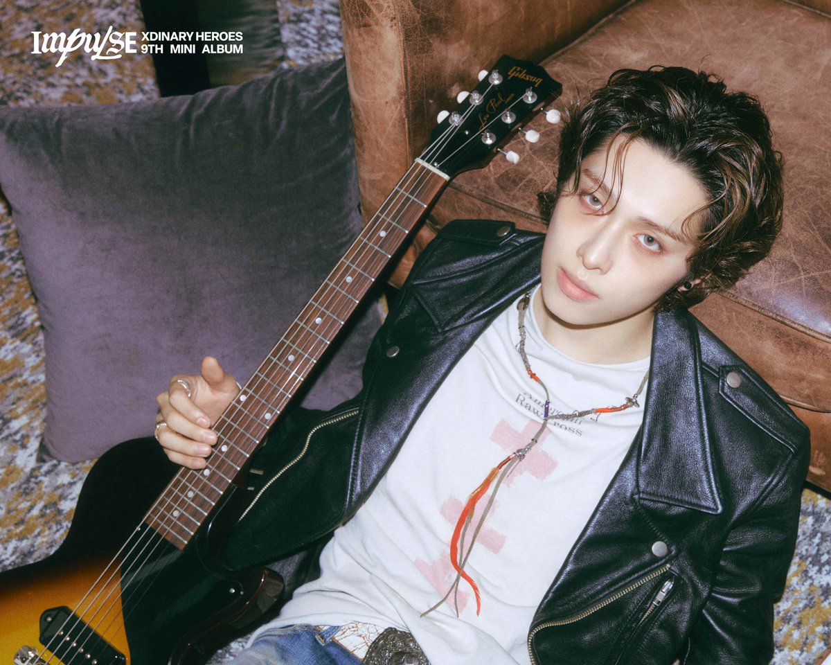 kbsworld_enter's tweet photo. 엑스디너리 히어로즈, 새 앨범 'IMPULSE' 콘셉트 사진 추가 오픈! 나른한 록스타 아우라!

- 자유로운 분위기 속 묘한 긴장감! 강렬한 눈빛으로 완성한 엑스디너리 히어로즈만의 무드

[사진제공: JYP엔터테인먼트]

#엑스디너리히어로즈 #XdinaryHeroes #엑디즈 #XH https://t.co/jTjHsb1ue2