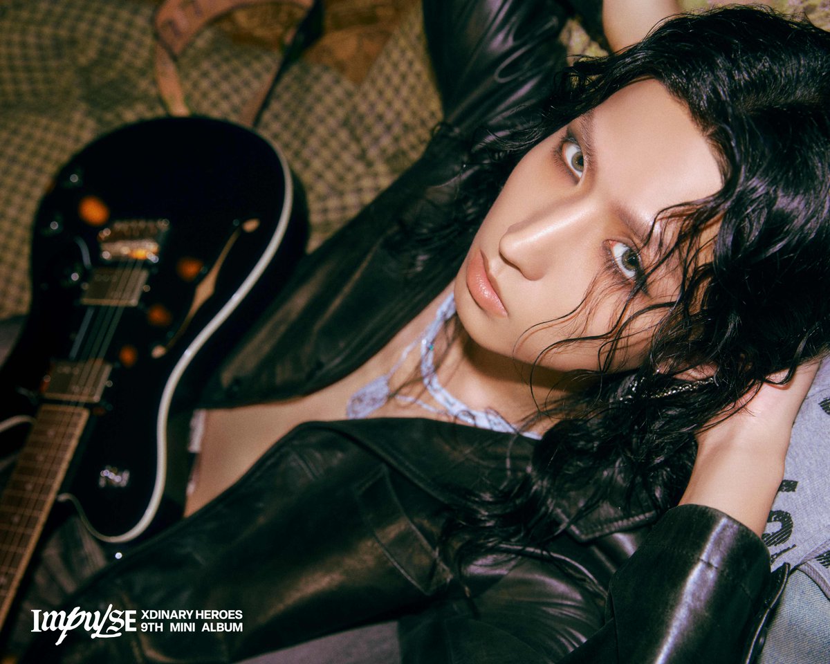 kbsworld_enter's tweet photo. 엑스디너리 히어로즈, 새 앨범 'IMPULSE' 콘셉트 사진 추가 오픈! 나른한 록스타 아우라!

- 자유로운 분위기 속 묘한 긴장감! 강렬한 눈빛으로 완성한 엑스디너리 히어로즈만의 무드

[사진제공: JYP엔터테인먼트]

#엑스디너리히어로즈 #XdinaryHeroes #엑디즈 #XH https://t.co/x8CSKWtWw7
