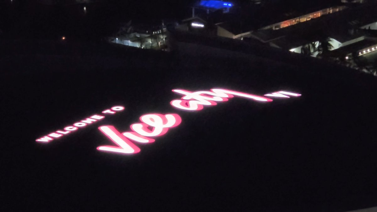 gtasix_'s tweet photo. VICE CITY BABY.

The “Welcome to Vice City” sign is now lit up in Miami. https://t.co/2Ycsnja6FY