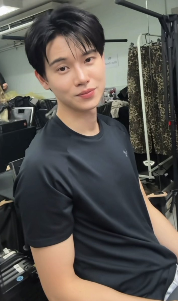 myywor's tweet photo. พิหยิ่นดุมั้ย                              ม่ายดุค้าบบบบบบบ https://t.co/w6sQ4XsqYf