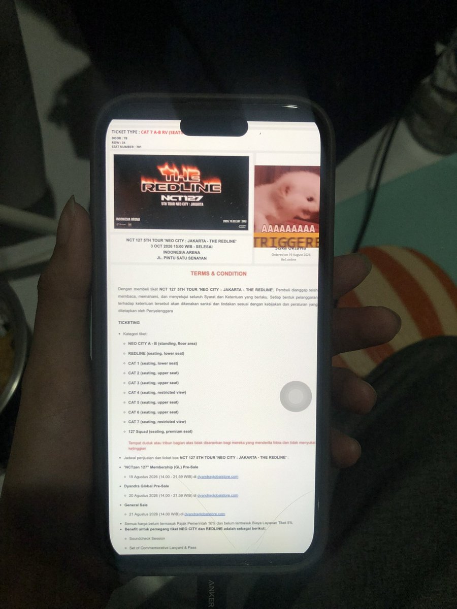 fullsun6600_'s tweet photo. Hati-hati temen2 yg masih cari WTS si SISKA ini scam ya, tiket cat 7B row 34 sn 701-702 only atas nama TISYA AISYAH CHAERUNNISA. Kak @urasteroids hampir korban, semoga ga ada korban lagi abis ini… dia jualnya di tiktok https://t.co/EzYdikBoId