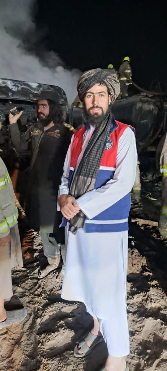 lp3o3's tweet photo. @Zabehulah_M33 الحاج ملاعبدالغنی کامل صاحب الله ج دی خدمت قبول که  رئیس حوادث https://t.co/4oxcP4HsDq