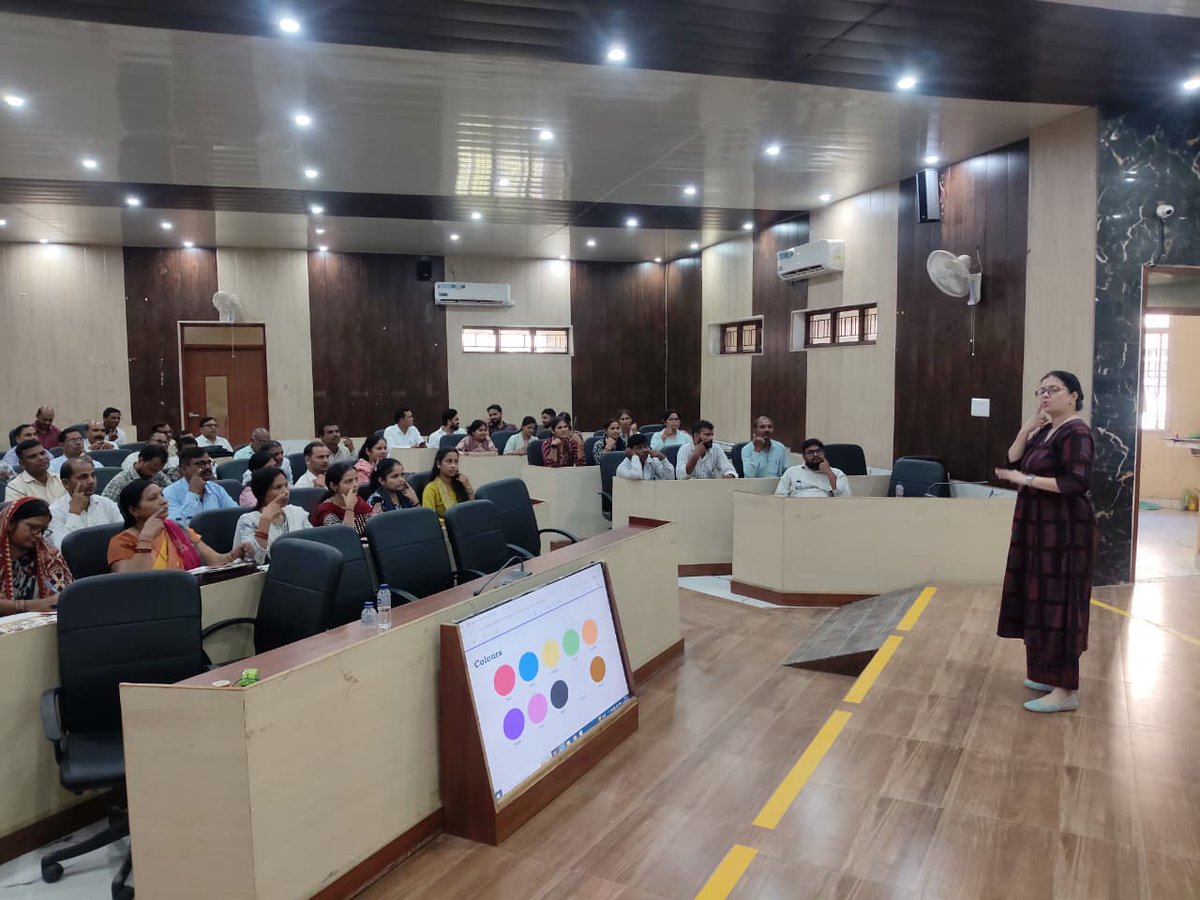 islrtc's tweet photo. ISLRTC, in collaboration with CRC Gorakhpur, successfully organised a Two-Day State Level CRE Programme on 29–30 Sept 2026 at Siddharthnagar, UP.

Around 100 professionals participated in sessions on Deaf Education, ISL, Deaf Culture &amp; Inclusive Practices. 🤟💜
 #IndiaSpeaksISL https://t.co/6ajp6fQ9ZQ