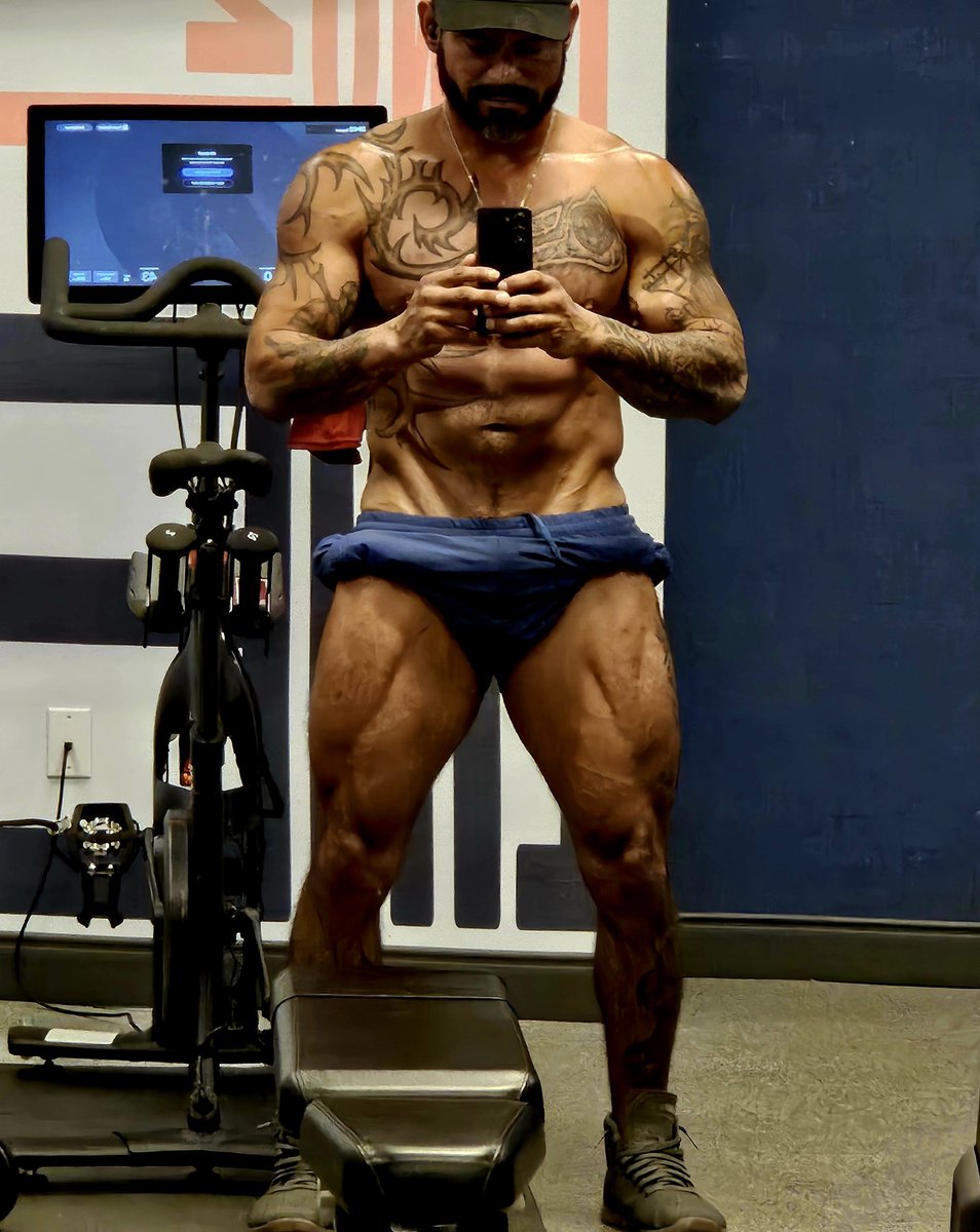 Mr_Mech88's tweet photo. Gotta hit that cardio https://t.co/h1FpADUQ7n