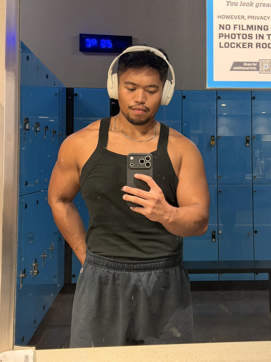 mikeynikeys's tweet photo. Biceptember 💪🏽￼ https://t.co/EBVUs8e0Q0