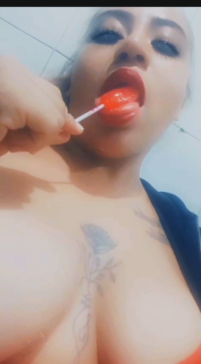 JordanJuar45080's tweet photo. Dice mi ex que comenten que les parece es bien cachonda y que si eres vergudo que la contactes https://t.co/jdMzNBFrY5