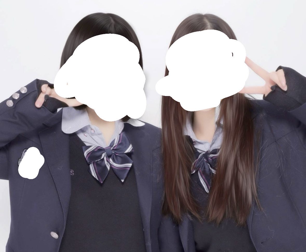 vlgh8oo's tweet photo. 冬服、夏服どっちもあります🙂‍↕️
3年間思い出が詰まった制服です🩵
確認のために実物の写真をDMで送ることも可能です！お気軽にDMお待ちしています🎶
#制服売ります https://t.co/6FGU1Q42MX