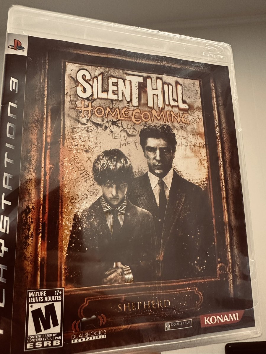 CARNEVlL's tweet photo. Last one 
Happy Anniversary SH:Homecoming 
One of my favorite games ! 
I usually don’t like reposting my art again but this time it’s because i genuinely adore the game itself and its aesthetic especially the characters! https://t.co/IoqloIv3JV