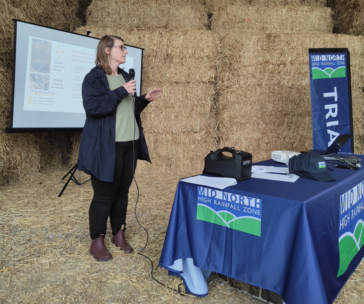 MidNorthHRZ's tweet photo. Spring Field Day SHED SESH
Welcome to Dr Marieke Moeller @theGRDC Rust Detection for Plant Protection
#MNHRZ
#SpringFieldDay
#grains #research https://t.co/aGVigb8CO5