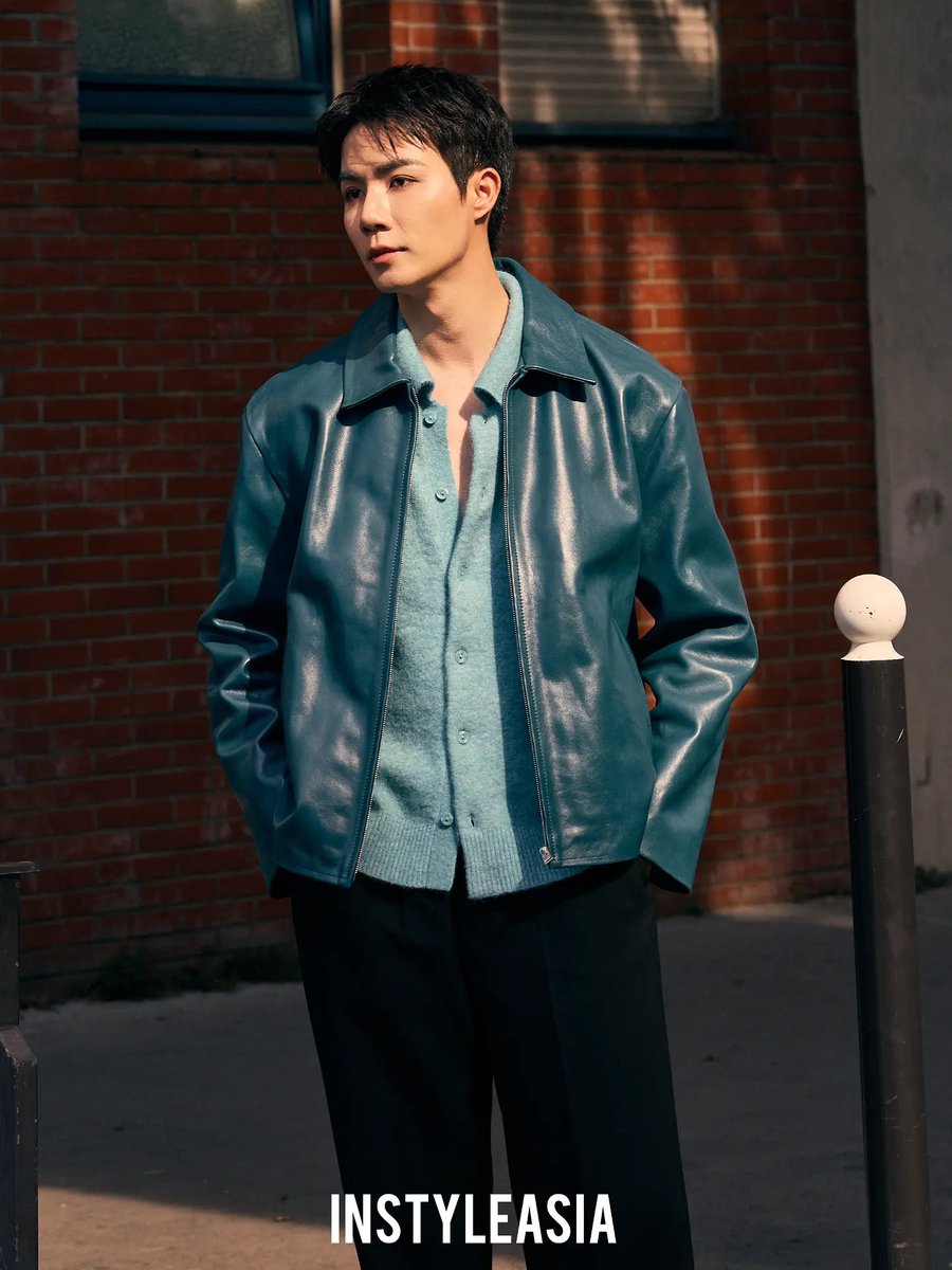 ZeePruk_OFC's tweet photo. [ IG : instyleasia ]

EXCLUSIVE : Every street in Paris instantly transforms into a runway when Thai actor “Zee Pruk” steps on.

ZEE PRUK PFW 2027
#SANDROxZEEPRUK

@sandrosparis #Sandro #SandroParis
@zee_pruk #ZeePruk https://t.co/Ptz4YbSWes