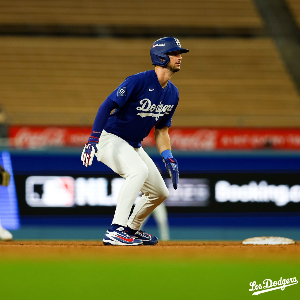 LosDodgers's tweet photo. Esto está por comenzar. 🔥 https://t.co/kH2Rfrx796