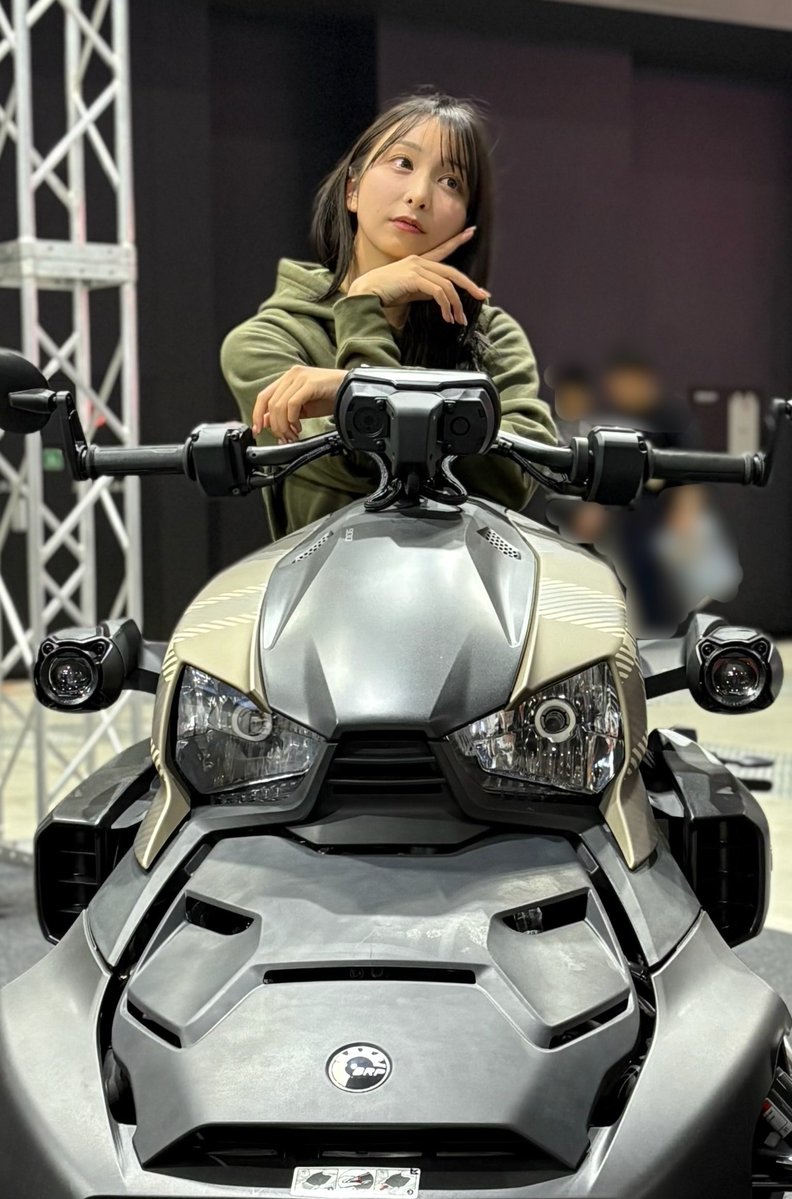 n_eitasan's tweet photo. 2026.04.11
名古屋モーターサイクルショー
can-amブース
#Shiori(@colorful_727 )さん
ご対応ありがとうございました😊
#2022RYKERSPORT
#CanAm3Wheel
#Spyder
#名古屋モーターサイクルショー https://t.co/HX07wmatrG