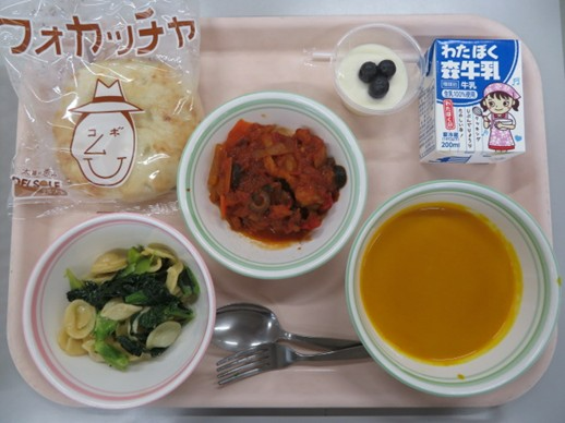 SaitamaCityPR's tweet photo. 【「地元シェフによる学校給食」を実施します】
さいたま市立小・中・特別支援学校３４校で「地元シェフによる学校給食」を実施します。詳しくはリンク先へ。https://t.co/t0UPImvgLd https://t.co/dUOoC2RTjs