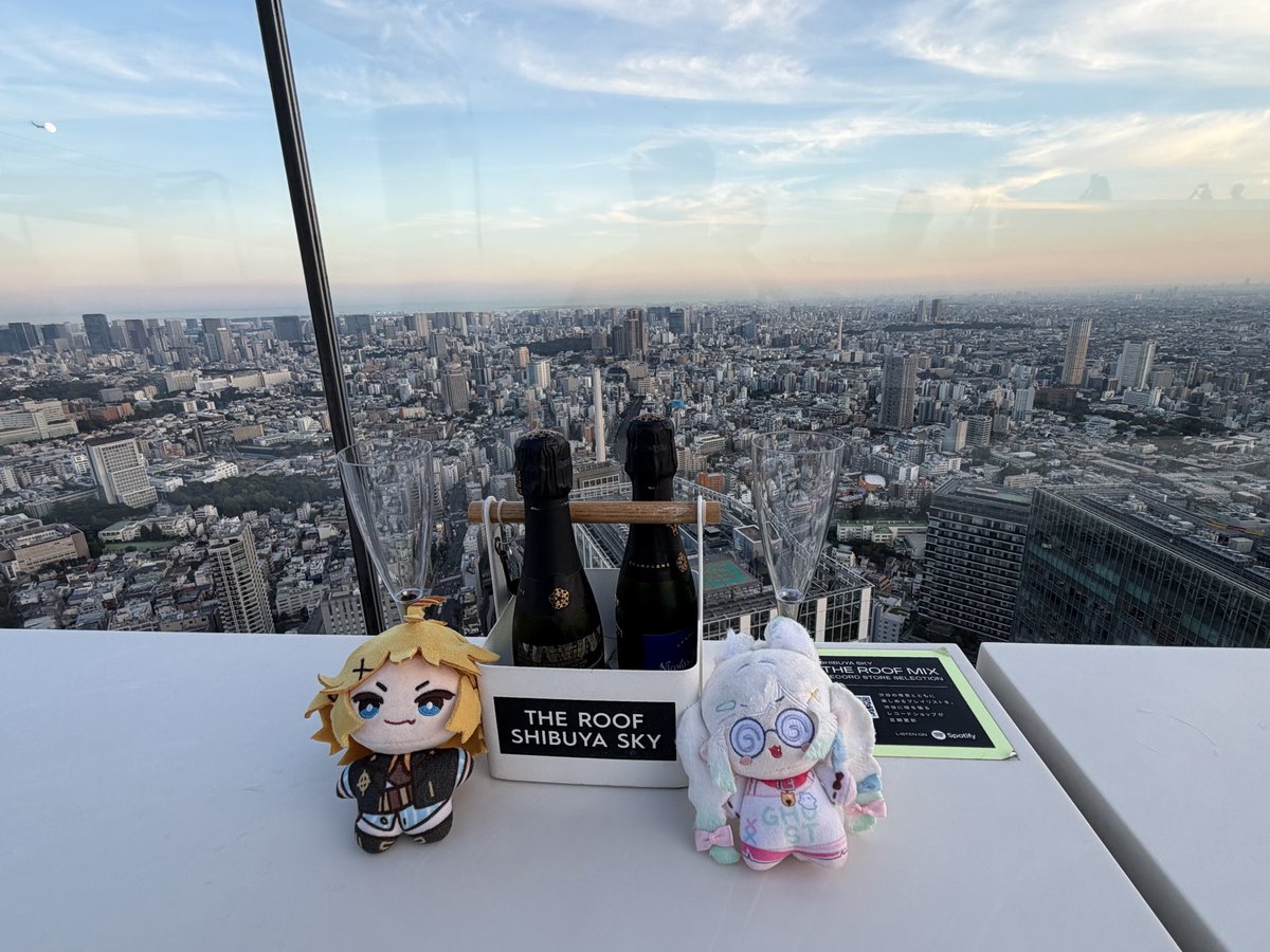 poppasmurf82's tweet photo. Fancy date night for fantomethief
#mintogo #dokispotted https://t.co/aytM9Elmrt