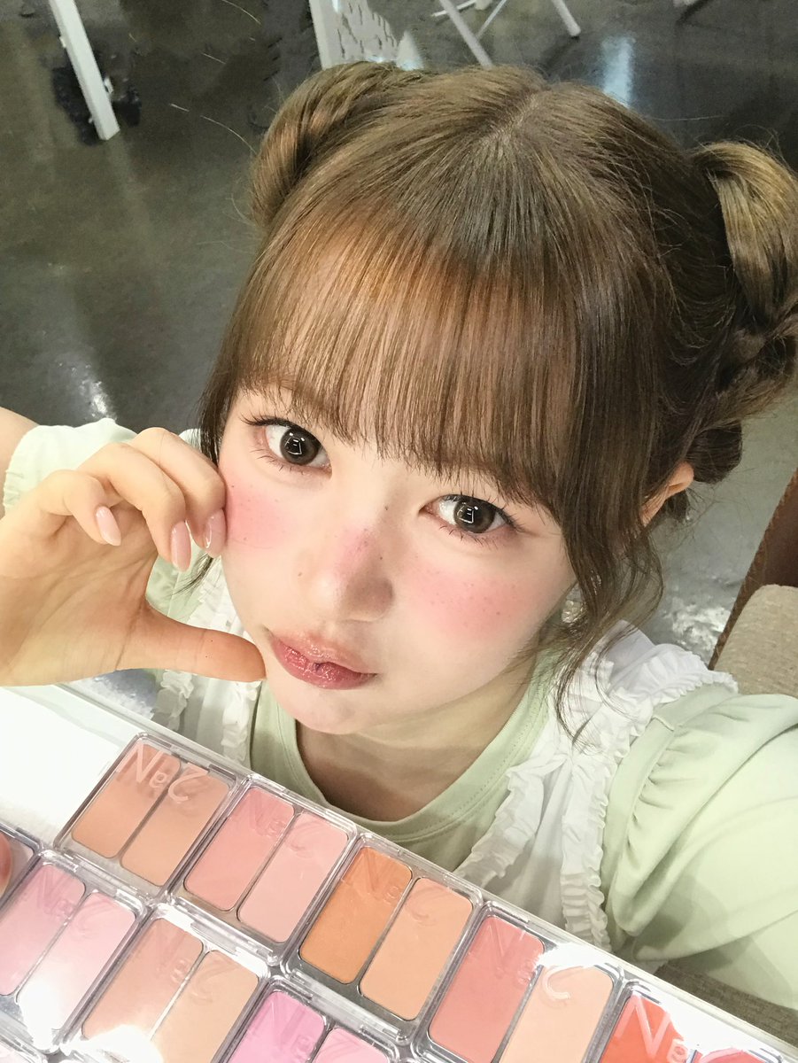 ye_0nkm's tweet photo. 過去一好きなビジュです🍓🍼 #예온 https://t.co/hhmvGp9pty