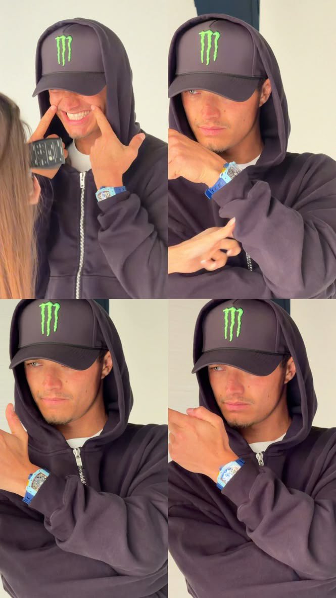 pinkypinks3316's tweet photo. god that hat makes them look 10x hotter https://t.co/ey9f0iSrXd