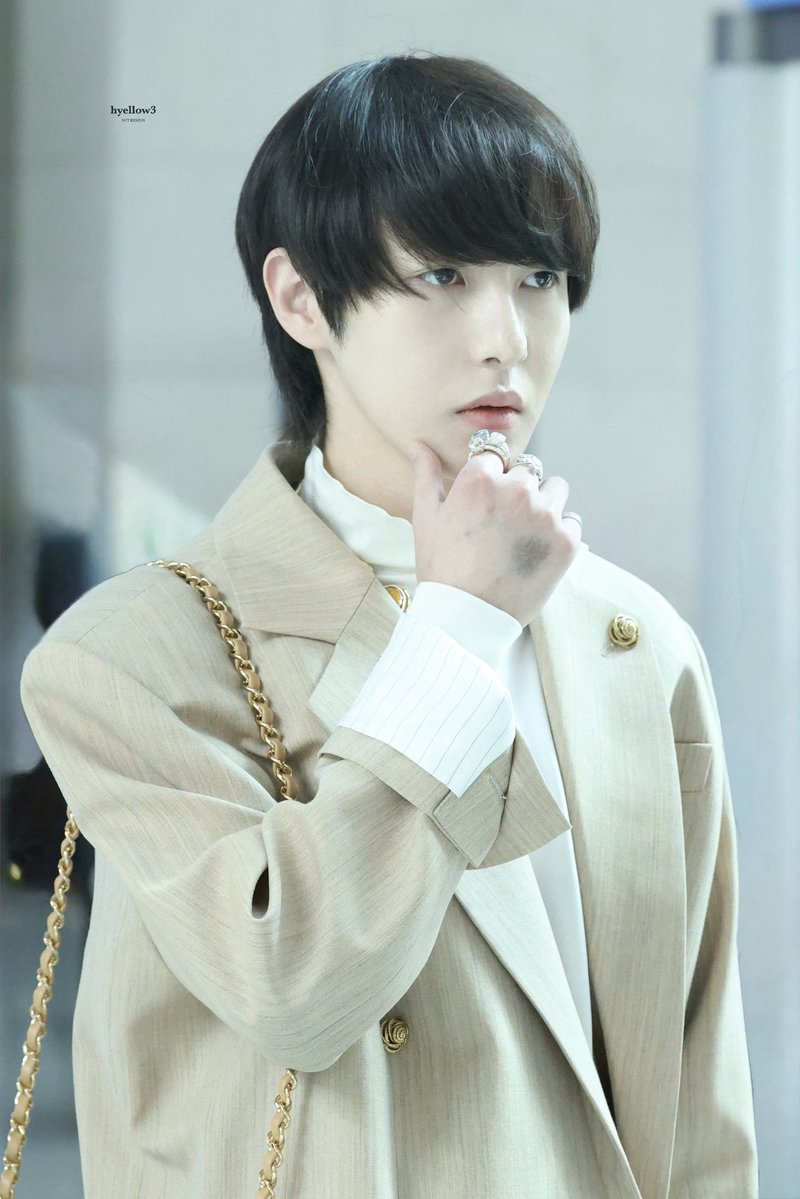 hyellow32 tweet picture