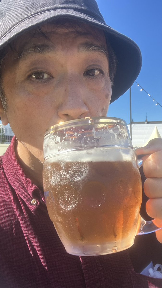 kujimasato's tweet photo. 横浜オクトーバーフェストなーう🍺
めっちゃ晴れてしあわせ〜❤️ https://t.co/uUJkBRSii9