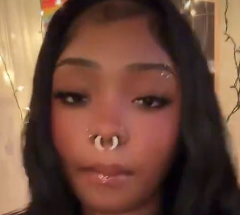 zimoopan's tweet photo. @ide9dlydoll @Juicedgaf3 yo mom gave birth to an OX with no brain cells. i can’t believe you’re this slow. https://t.co/hITduHHv2g