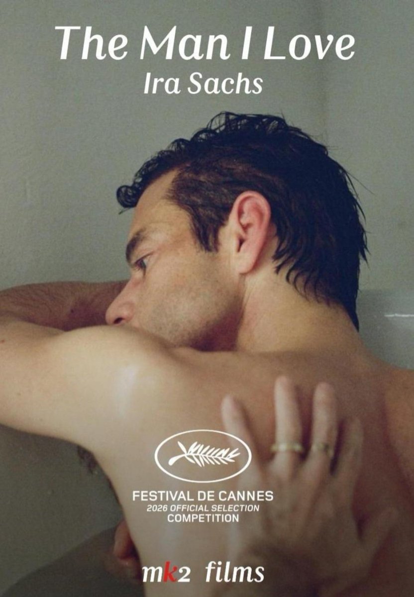 miraenotrasala's tweet photo. #OUFF2026: Delicada, íntima y a la vez sin pudor. #TheManILove es un lienzo colorido y de pincelada muy fina sobre la inconsciencia de vivir, osada y detallista sin prejuicios morales, con personajes complejos y representados sin cortapisas. Cine activo, conciso y abierto... https://t.co/dia04Tc7JI