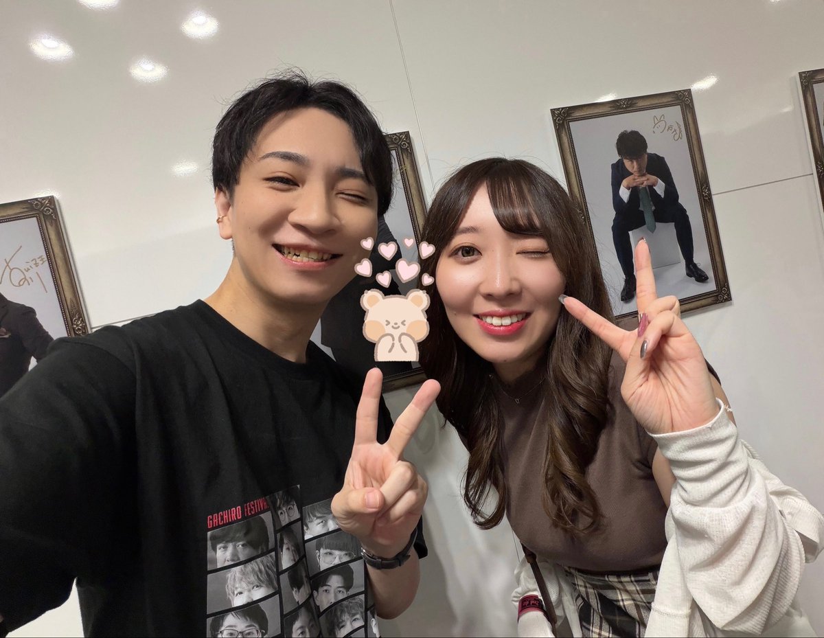 yuria_11417's tweet photo. @ameneco_nico 
飴猫さんお誕生日おめでとうございます🎉
今年もお祝いできて嬉しい🐱💙
ガチ狼イベで一番初めに見つけられたの大天才🫶🏻お写真もありがとうございました🥰38年目も健康第一でご自身のペースで活動続けてくれたら嬉しいです。あっくんにとって笑顔あふれる素敵な1年になりますように🥰🫶🏻 https://t.co/m7muld4ZGr
