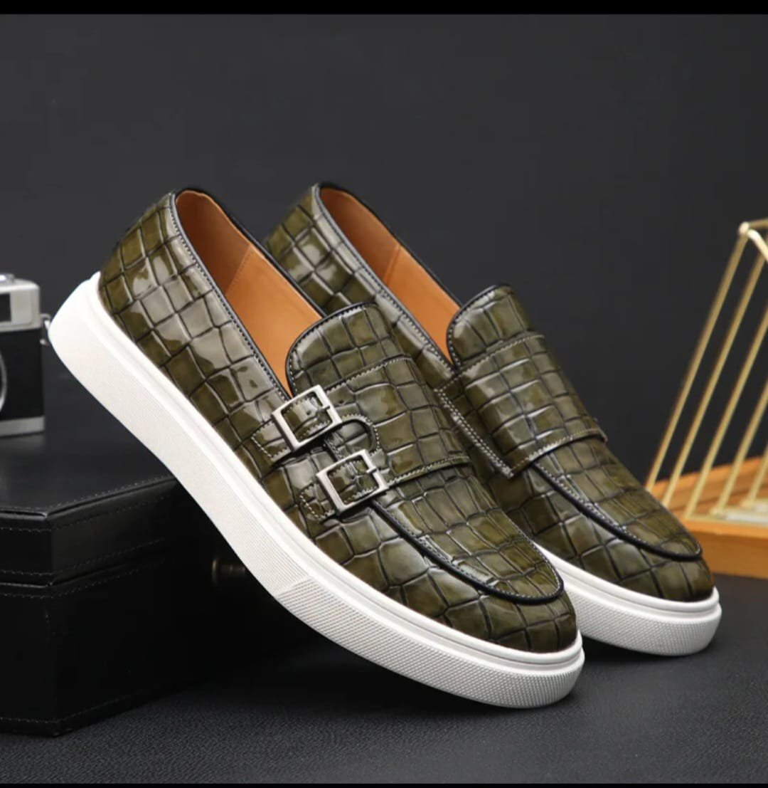 Jezination's tweet photo. Other shoe varieties available https://t.co/E8NEEjqqLt