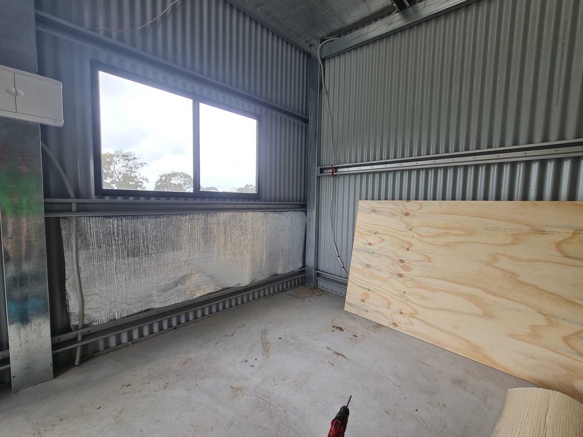 mnqw443's tweet photo. #Unemployment doesn’t mean I have nothing to do. 😂
This big #shed is my current job and, conveniently, my pleasure. 🔨😎 https://t.co/n8TVrfBmIQ