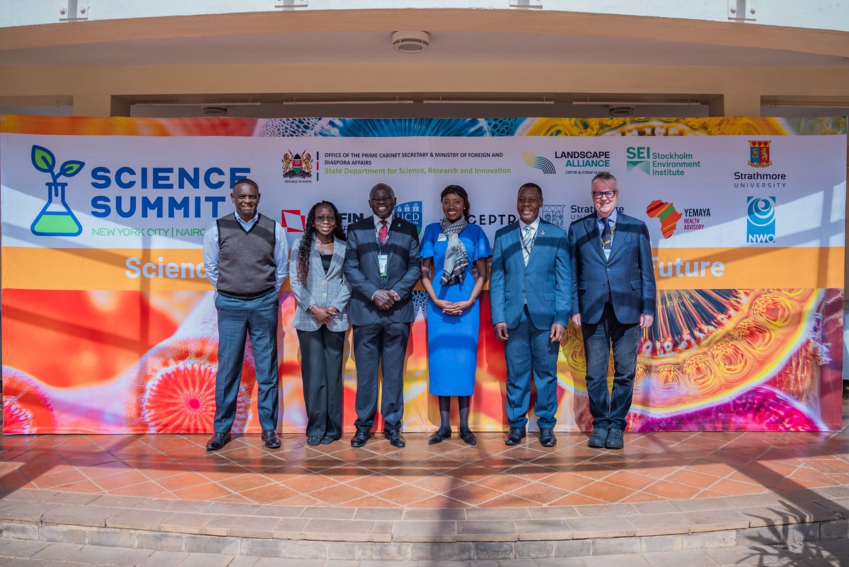 TheLandAlliance's tweet photo. 1/ After two days of conversations, ideas and insights, Science Summit Nairobi 2026 came to an end yesterday.

Here’s a look back at our time at the summit. 🧵

#ScienceSummitNairobi #LandscapeAlliance https://t.co/JgQjDKahIp