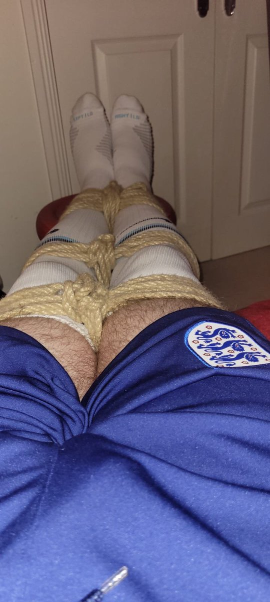exeterbound's tweet photo. Trussed up football socks
https://t.co/qWCzy0U9aj
#meninrope #malebondage #tiedup #bdsm #bondage #socks #soccerbondage #ropebondage https://t.co/HXrpBw9hSy