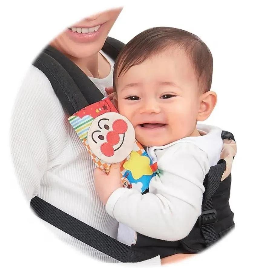 _chika_mama's tweet photo. ちょっと誰ですか？
よだれカバーで知育しようと考えた人。
我が子が赤ちゃんの時に欲しかったぁぁあ！！ https://t.co/KLflqcAx0E