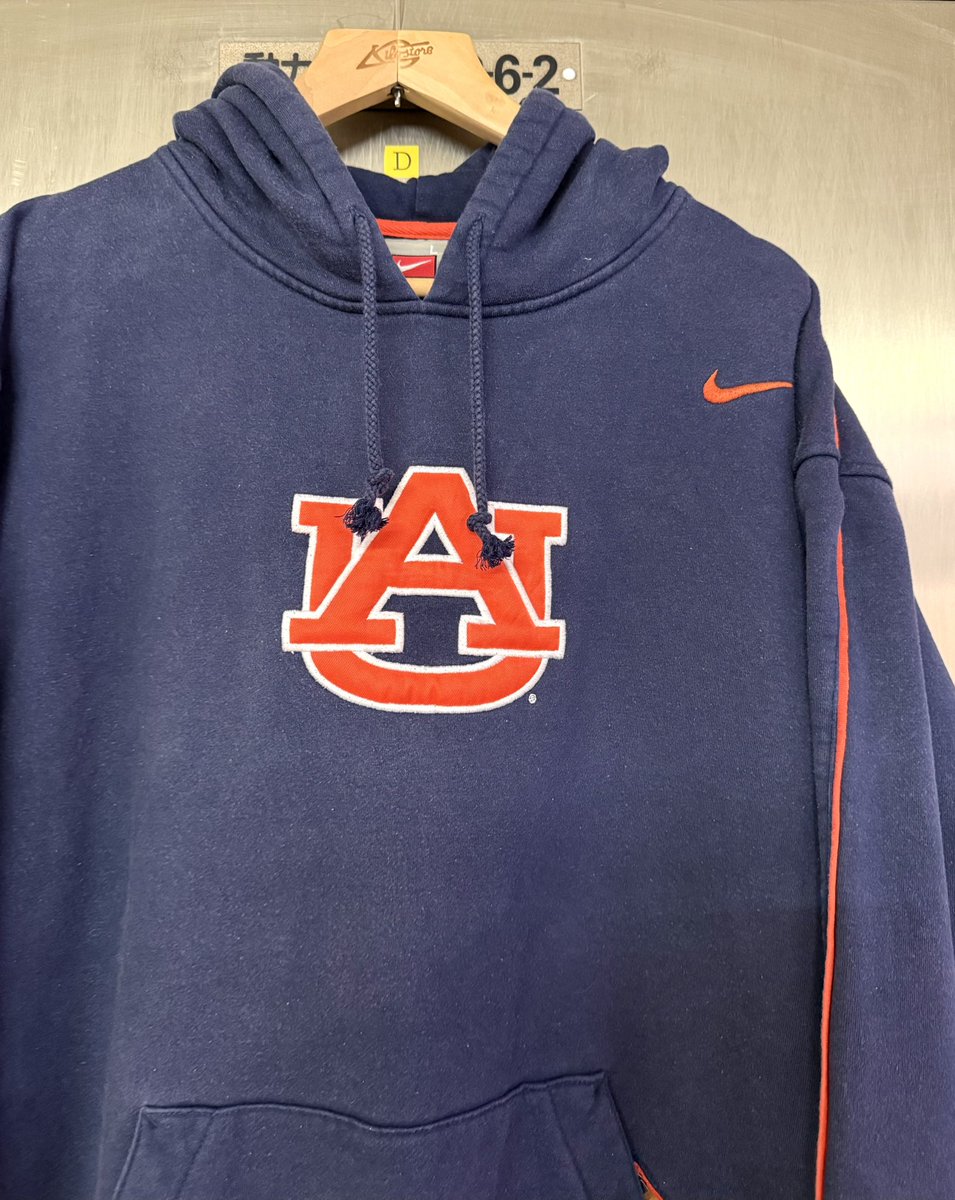 b_grade_b's tweet photo. 【Nike hoodie】

https://t.co/Lg62vRA4Dg https://t.co/gQYxMvGjTg