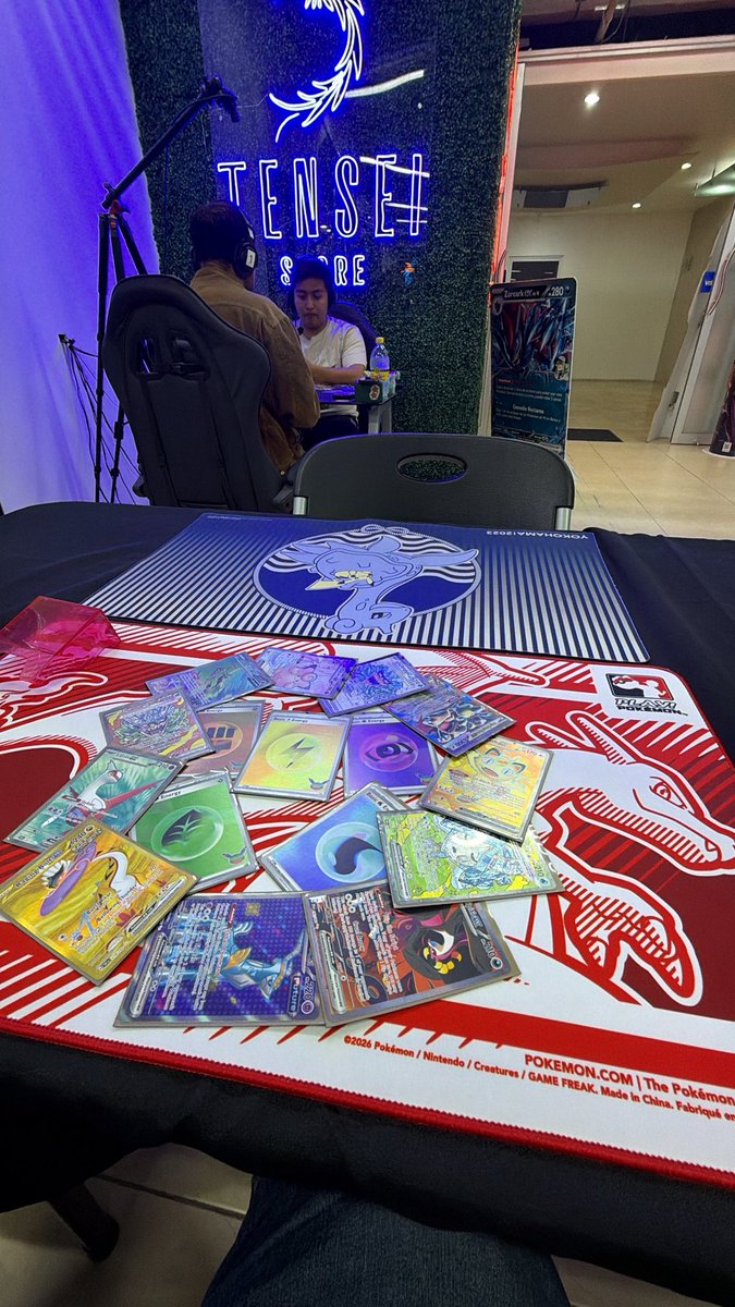 AxelRicRamos1's tweet photo. Just amazing the versatility of this deck. 
No more thoughts for Puebla, I found a deck that makes me feel like I’m really playing and thinking. 🥳
Here we goooo https://t.co/NqJGUMxttz