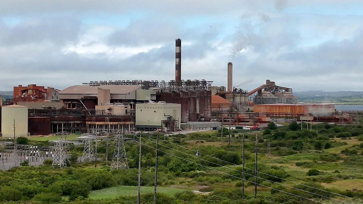 Mylovanov's tweet photo. An Irish refinery is secretly feeding more than 100 Russian defense plants. Legally.

Rusal owns it. Its exports to Russia grew from 24% of sales in 2021 to 68% in 2025. Missiles hitting Kyiv may be part Irish, and the EU has not sanctioned the plant yet — The Economist. 1/ https://t.co/WvjH6xXDSy