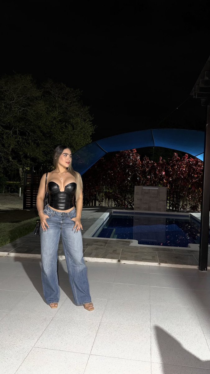 AlexandraLR98 tweet picture