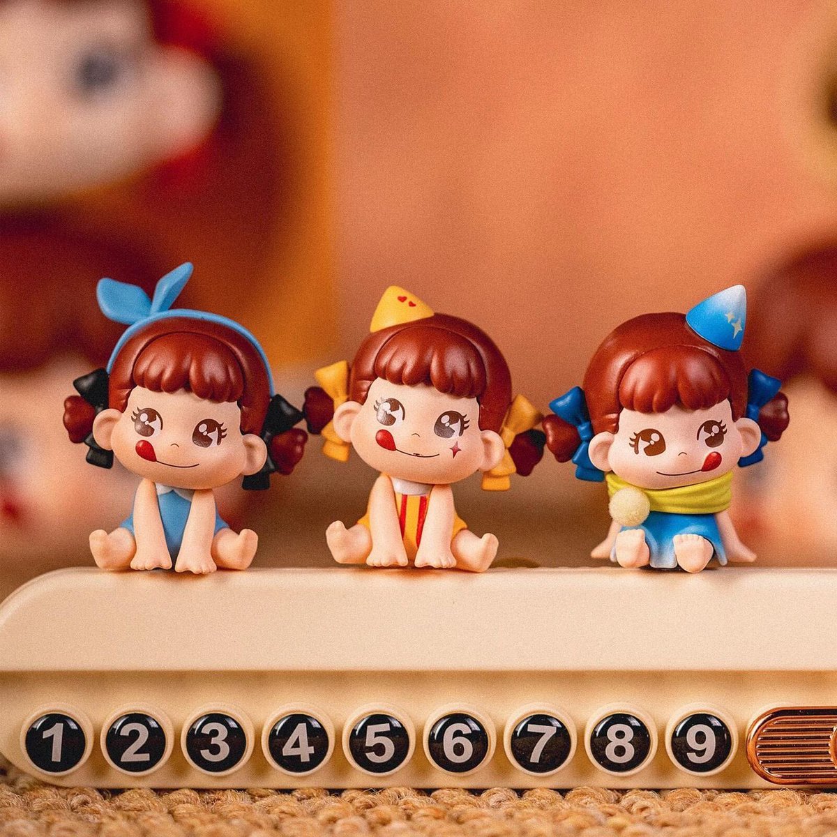 KIKOToys_id's tweet photo. ๐ญ ๐ญ NEW DROP | Wanyue Zhuyi PEKO Little World Qface MINI Series โจ
๐ MINI Figure Blind Box
๐ Qface Series
๐ฌ PEKO ร Fujiya
#PEKO #BlindBox #MiniFigure #Collectibles https://t.co/ovy5BnbHSm