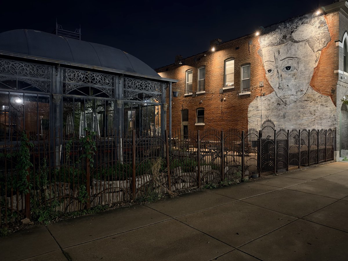 puterfaction's tweet photo. St. Louis is p cool https://t.co/Qg6wP0jqiQ