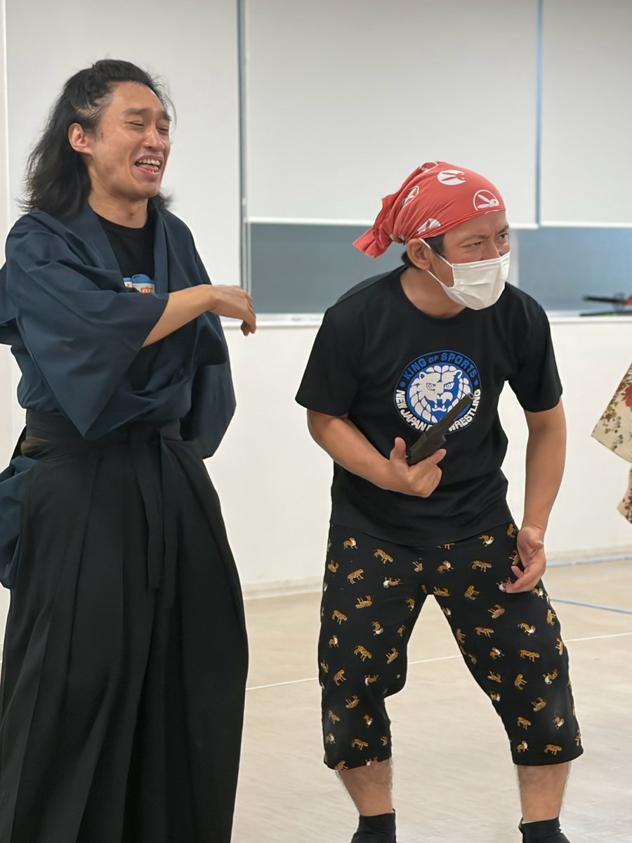 NomalW's tweet photo. さあ、10月だ！
もう来週には本番だな・・・
ここまで来ると、本当にあっという間だ。
最後までしっかり仕上げて、劇場に持っていきます！

team曼荼羅ジャンキー 第13集会
『華葬ノ月 ～龍馬ノ風 華影ノ花～』
10月10日〜12日
座・高円寺2

チケット発売中
https://t.co/Ug5dektCzN

＃華葬ノ月 https://t.co/dqU4b5q2pu