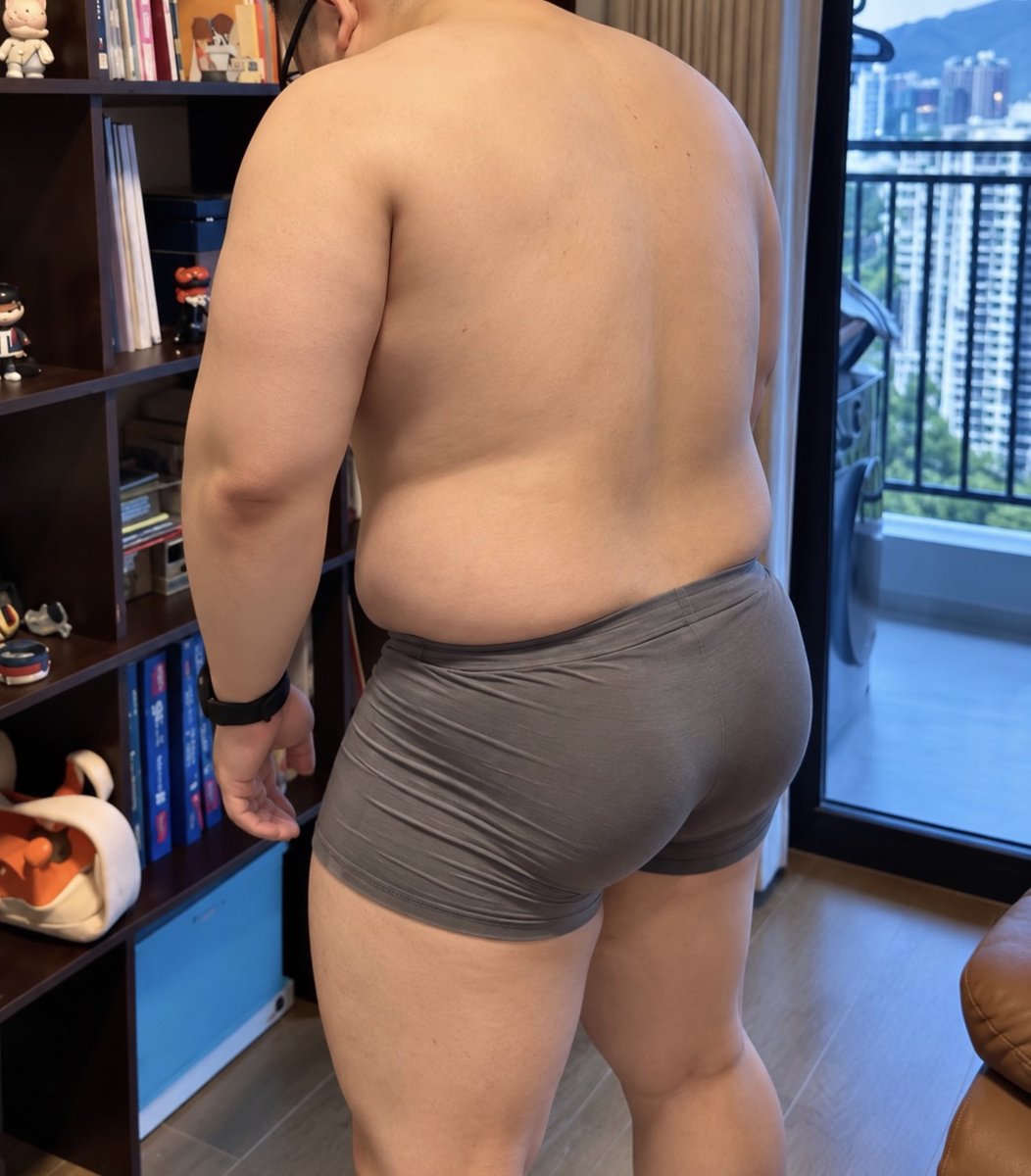 fat2004abc's tweet photo. 哥哥点个转发，抱抱我好吗？ https://t.co/on2xrq93Im