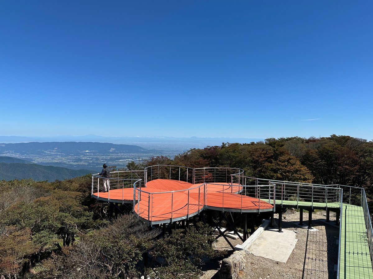 GozaishoRopeway's tweet photo. 10/10(土)新テラス誕生✨️

『FURURU(フルル)』が10/10(土)からご利用いただけます！

詳細は公式HPにてご確認下さい😊
https://t.co/kr7RMbdVJ6

#三重県 #御在所 #テラス #フォトスポット https://t.co/igV8L2fQb2