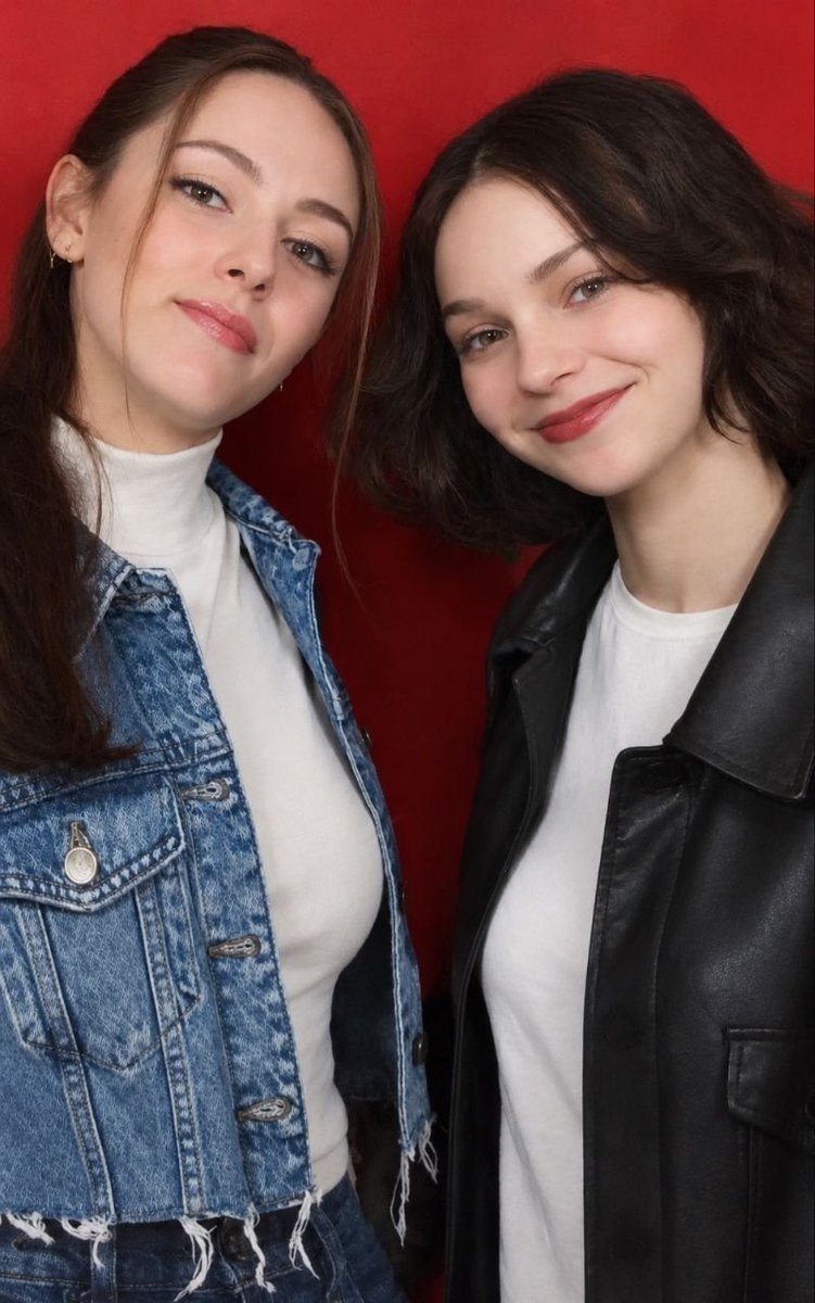 AndrewMika98407's tweet photo. Emma Myers and Danielle Rose Russell 😍❤️

#danielleroserussell #emmamyers https://t.co/Dm0y4dc8Aq