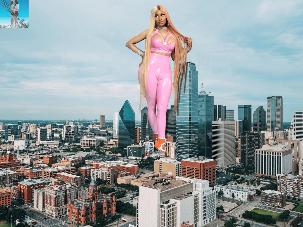 WavezLu's tweet photo. No need for a chauffeur anymore

#giantess #macrophilia #sizewitter https://t.co/pbZnGtVdAD