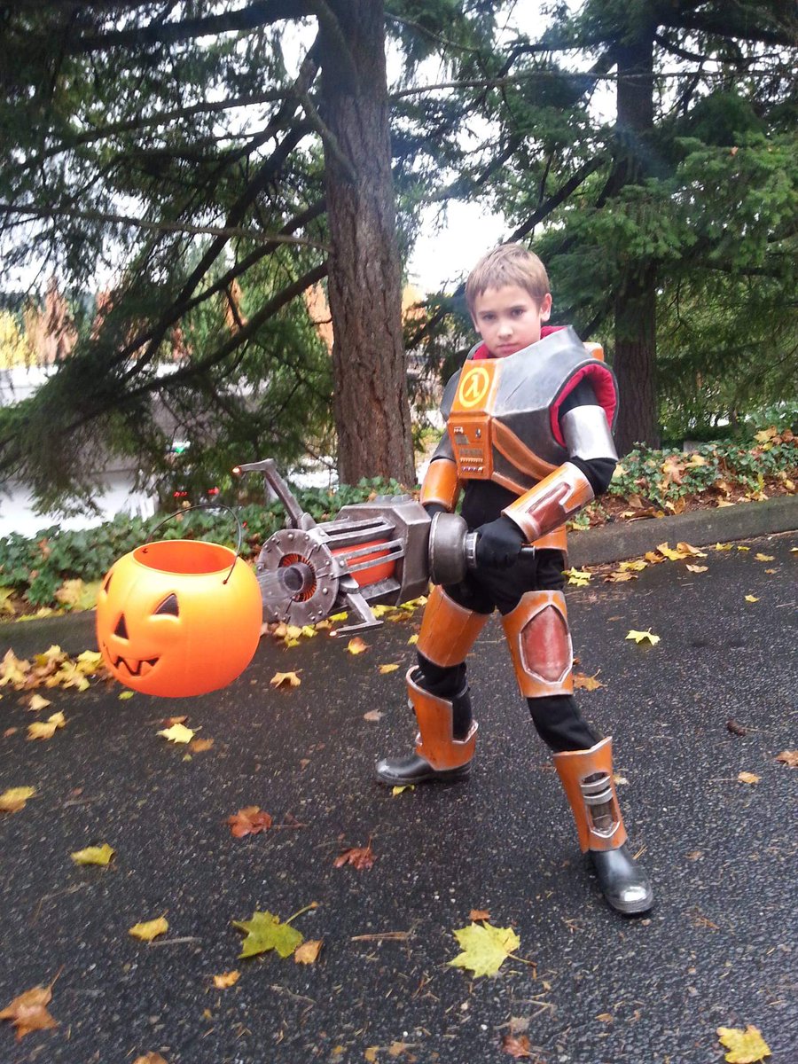 Half_Life_III's tweet photo. It's OCTOBER!

Image credit: https://t.co/5TdQYcgq8h https://t.co/OSTLAzBM0V